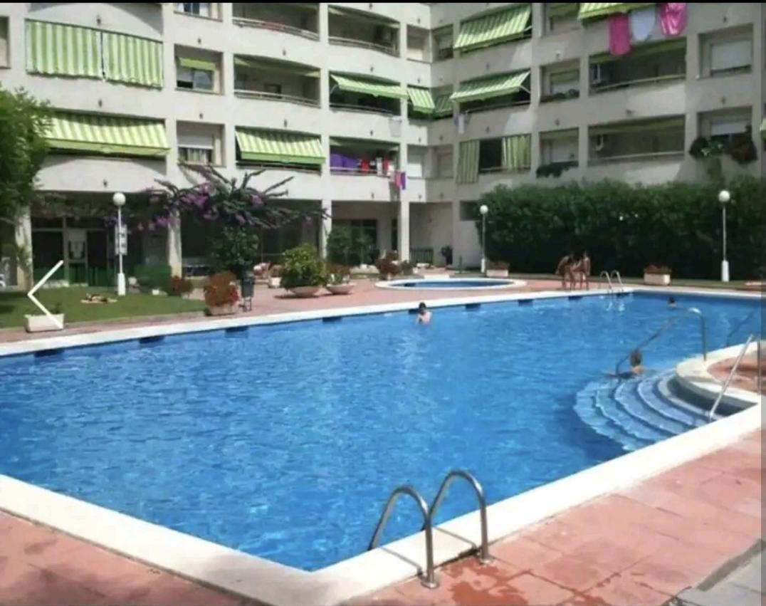 Bonito Apartamento Cerca De La Playa Салоу Екстер'єр фото